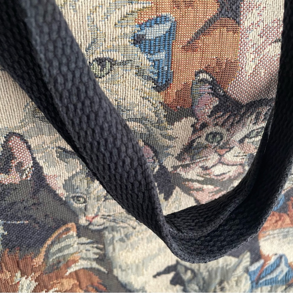 Cat tapestry tote - Picture 3 of 3